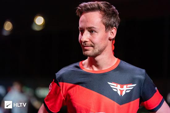 风暴英雄新英雄技能全面解析 国王与炎魔的激烈对决